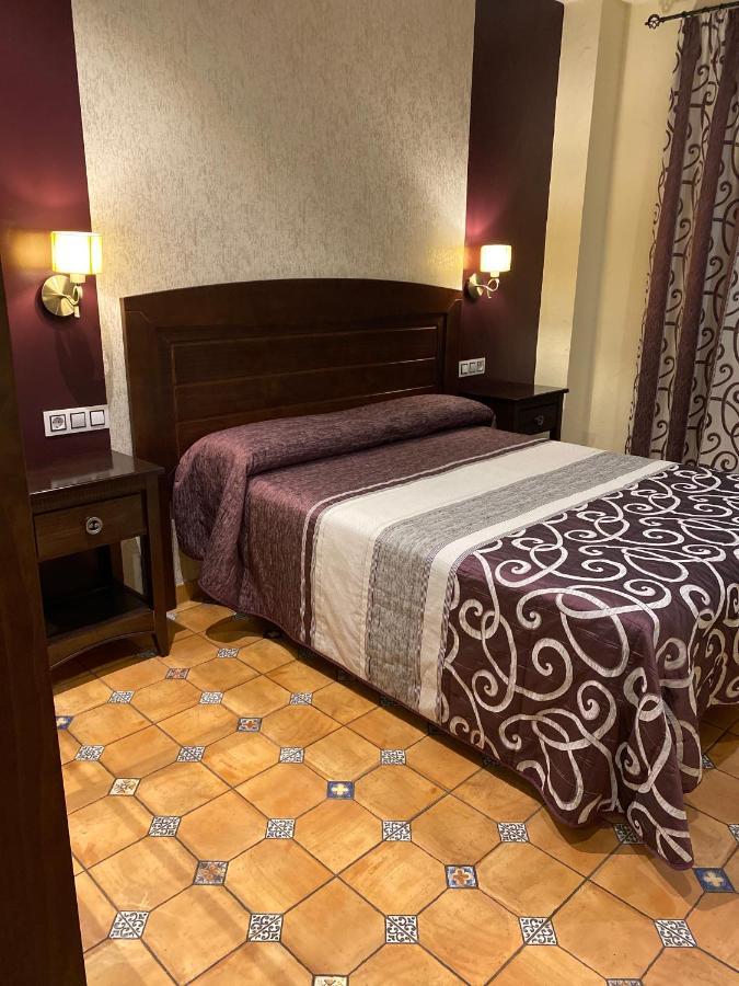 Hotel Alcaidia De Magina Cambil Esterno foto